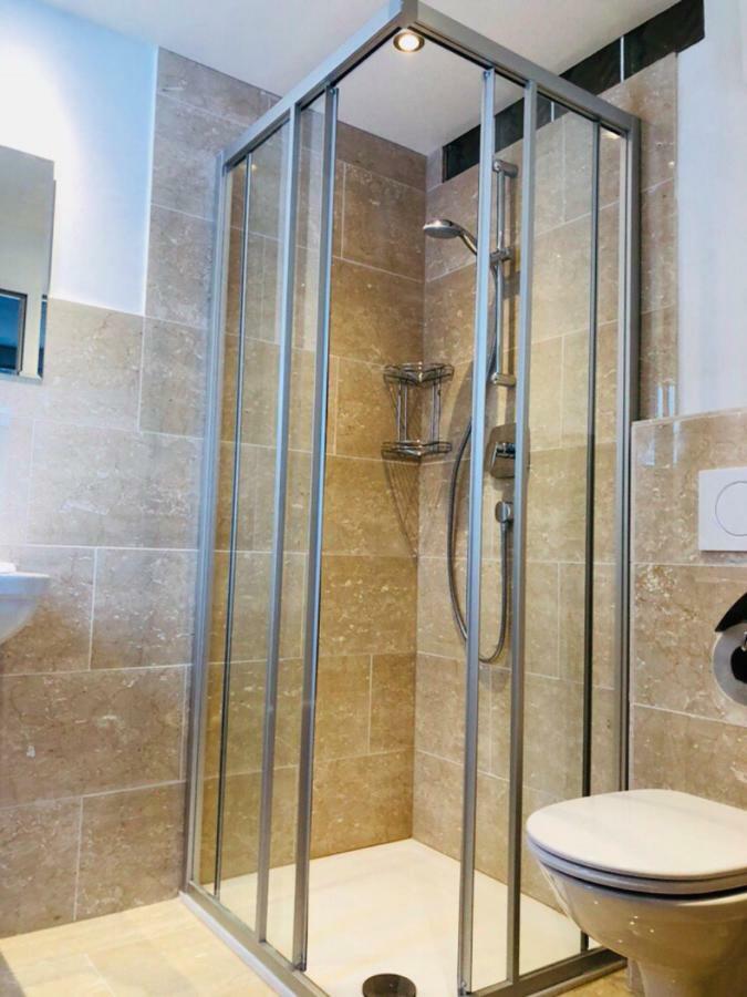 Family Apartment Alpine Living 2-4 Persons Radstadt Bagian luar foto